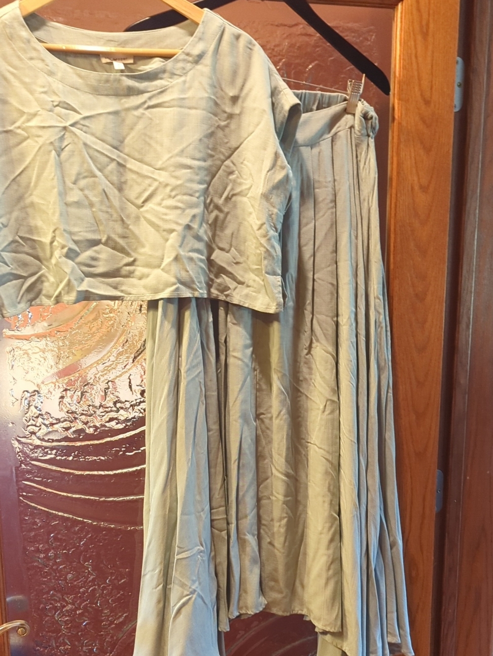 Light Sage Green Pleated Women's Set